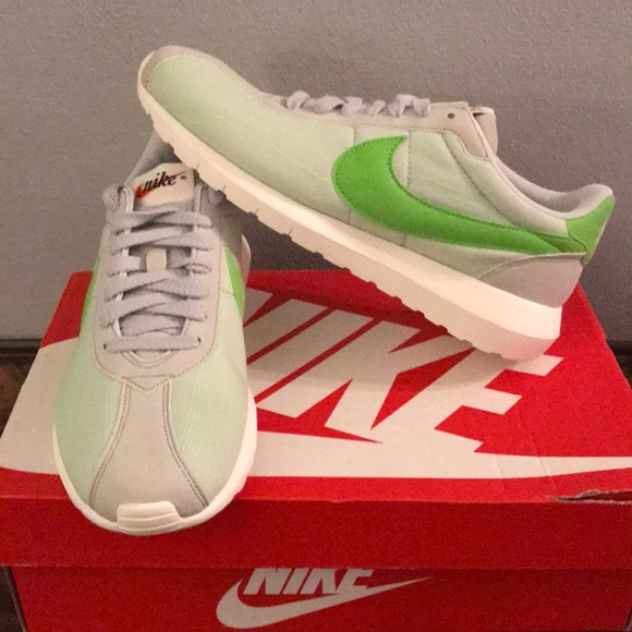 le scarpe nike donne roshe ld1000 poshmark le scarpe nike donne roshe ld1000 poshmark